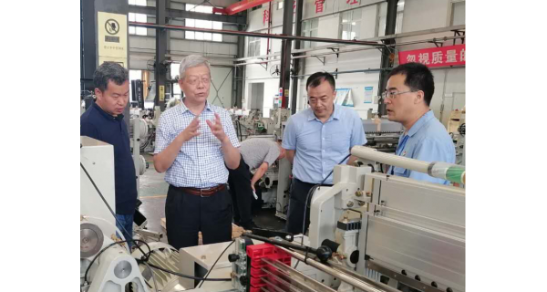 中科院杨玉良院士一行来开云体育官方网站公司考察