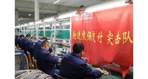 【不负春光 奋力敢超】开云体育官方网站公司：“突击队”投身生产一线打响攻坚战